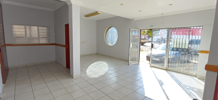 To Let Commercial Property for Rent in Bethlehem Free State
